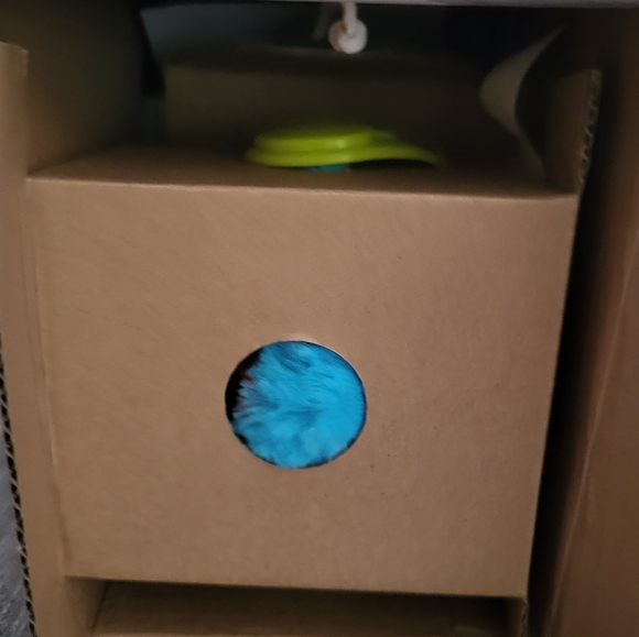 Furby Party Rockers Twittby Electronic Interactive Plush 2012 Hasbro in Box - Picture 8 of 10